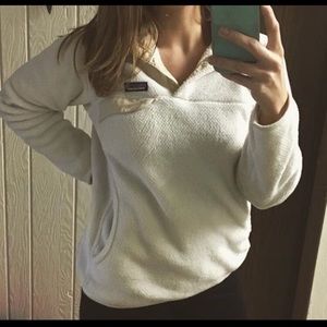 Patagonia Women’s Pullover- Large